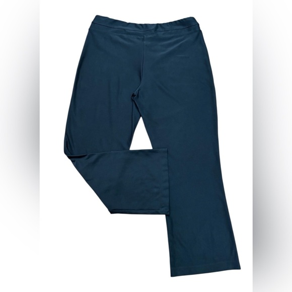 NIKE, Women's Training Pants, Medium (8-10), Black 🏃‍♀️‍➡️ - Picture 6 of 7